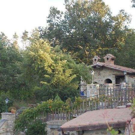 Agriturismo Countryhouse Le Giare Губбио Экстерьер фото