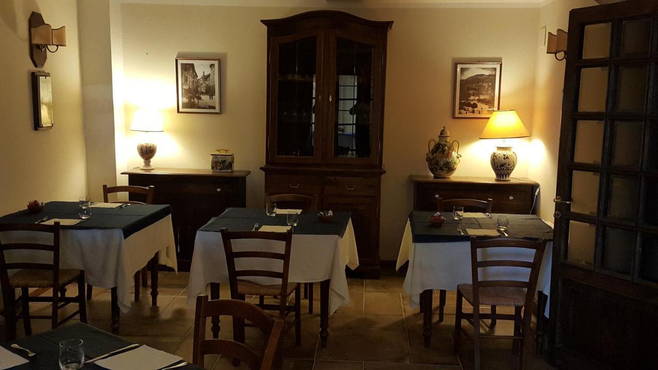 Agriturismo Countryhouse Le Giare Губбио Экстерьер фото